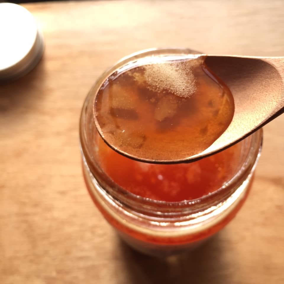 蜂蜜の結晶のかたまり
